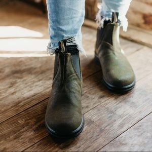 Blundstone 1615 Original Suede Boots Dark Olive Size 9.5 US Womens